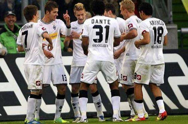  德甲新军圣保利主场首秀爆冷取胜  