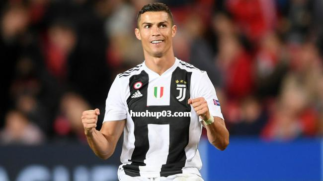  纽卡斯尔联主场爆冷击败卫冕冠军曼城